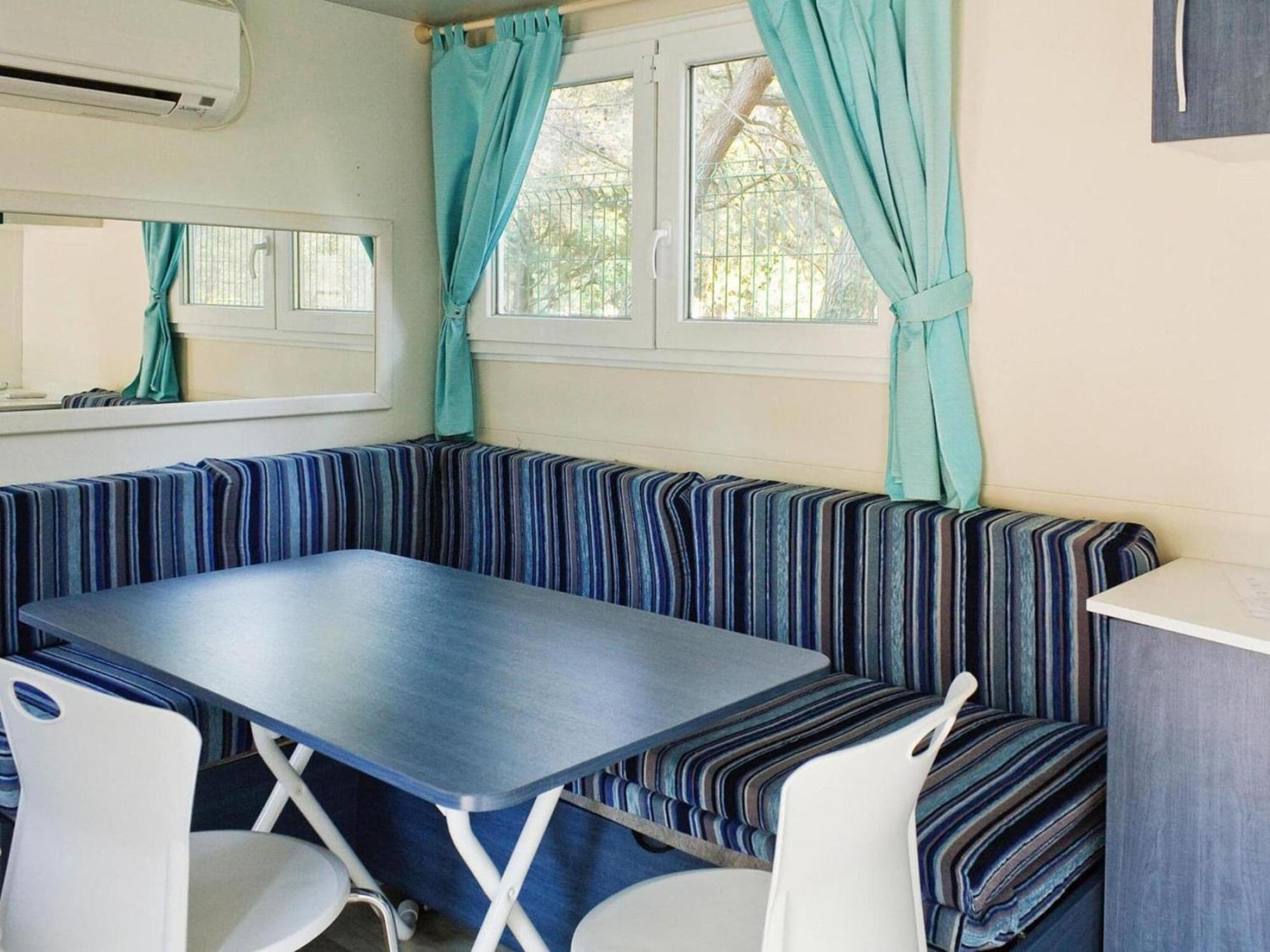 Mobile Homes In Camp Kovacine, Cres, With Long Pebble Beach 外观 照片