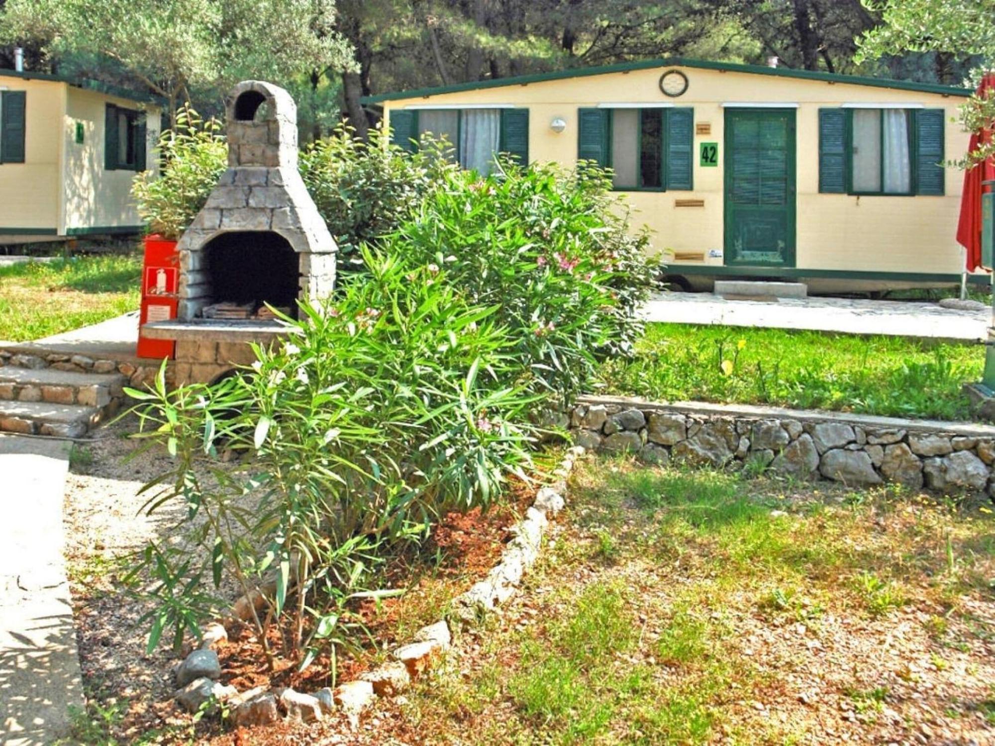 Mobile Homes In Camp Kovacine, Cres, With Long Pebble Beach 外观 照片